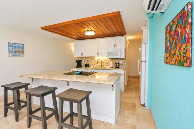 Beach-Access Condo, photo 11
