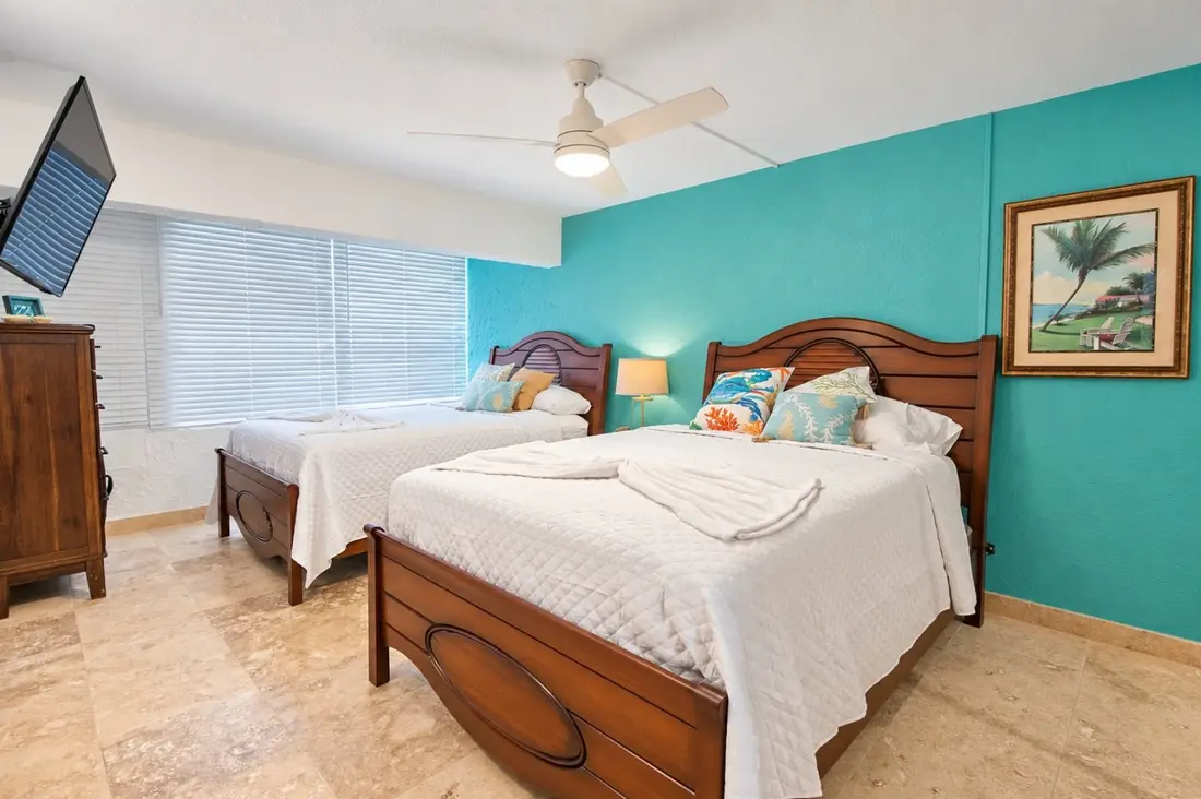Beach-Access Condo, photo 3