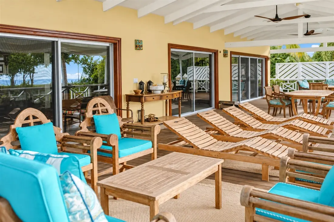 Shoy's Beach House, photo 3